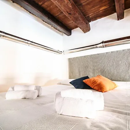 Scuderie Reali - Loft In Castello, Old Town
