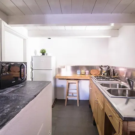Scuderie Reali - Loft In Castello, Old Town